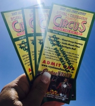 The Sun ☀️is shining and the Royal Canadian Circus 🎪is almost here! 👍🏽Like our post and you're entered to win a family pack of 4! 🍿🍭🌭🤡🤹🏽‍♂️🥁🎟! Winner will be announced Jul.7...See you under the Big Top! Visit the