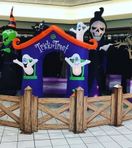 Come if you DARE to Northgate Malls SPOOKTACULAR 👻 Trick or' Treating Event! Starts at 1PM and no sooner... check northgatemall.ca for the participating stores handing out candy!!!