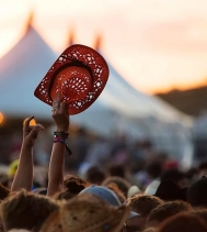 🎤 Country Thunder at Craven Kick Off Today!! 🎶 Catch the SGI Safe Ride Bus at the Northgate parking lot. 🚌 The first bus leaves at 4:30 PM today. Visit Northgatemall.ca for more information.
#craven #countrythunder2018 #saferide
