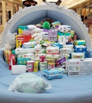 Help us make a difference in a little one's life. Donations of unopened boxes of baby formula, wipes or diapers are greatly appreciated. Our collection center by Customer Service!
@carmichaeloutreach  @ctvreginalive #BundleofJoy #yqr #supportfamily #babie